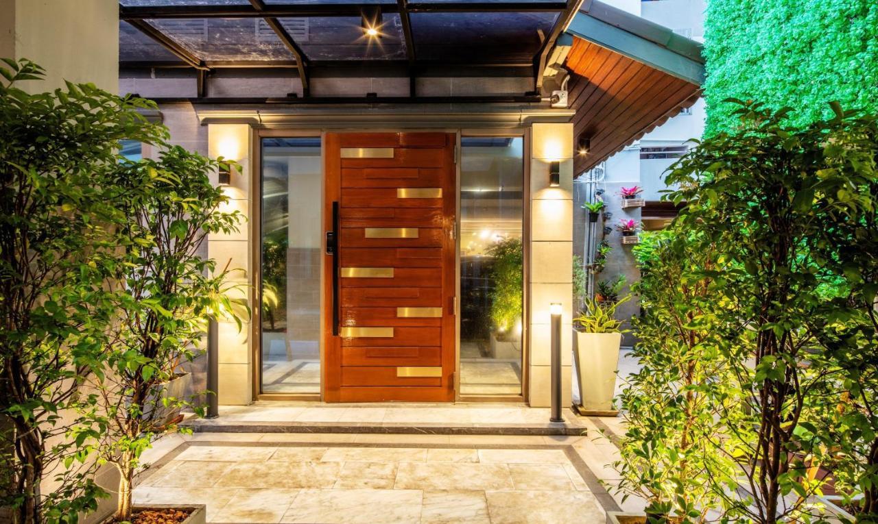 Penyos Service Apartment Bangkok Exterior photo